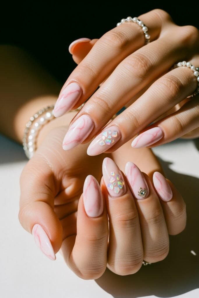 Valentines Nails Designs That Feel Chic and Modern 22 Valentines Nails