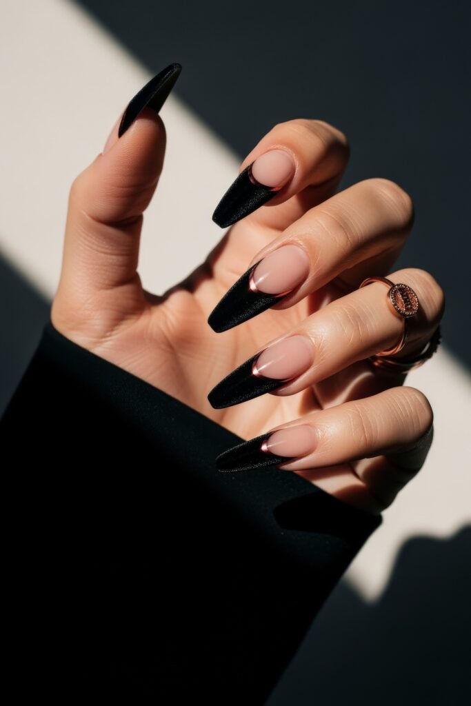 Valentines Nails Designs That Feel Chic and Modern 3 Valentines Nails